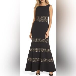 VINCE CAMUTO | Lace Panel Trumpet Gown Size 6